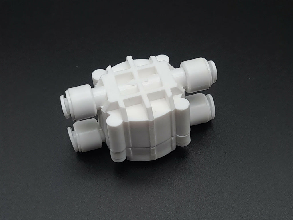 Auto shut of valve for reverse osmosis setup